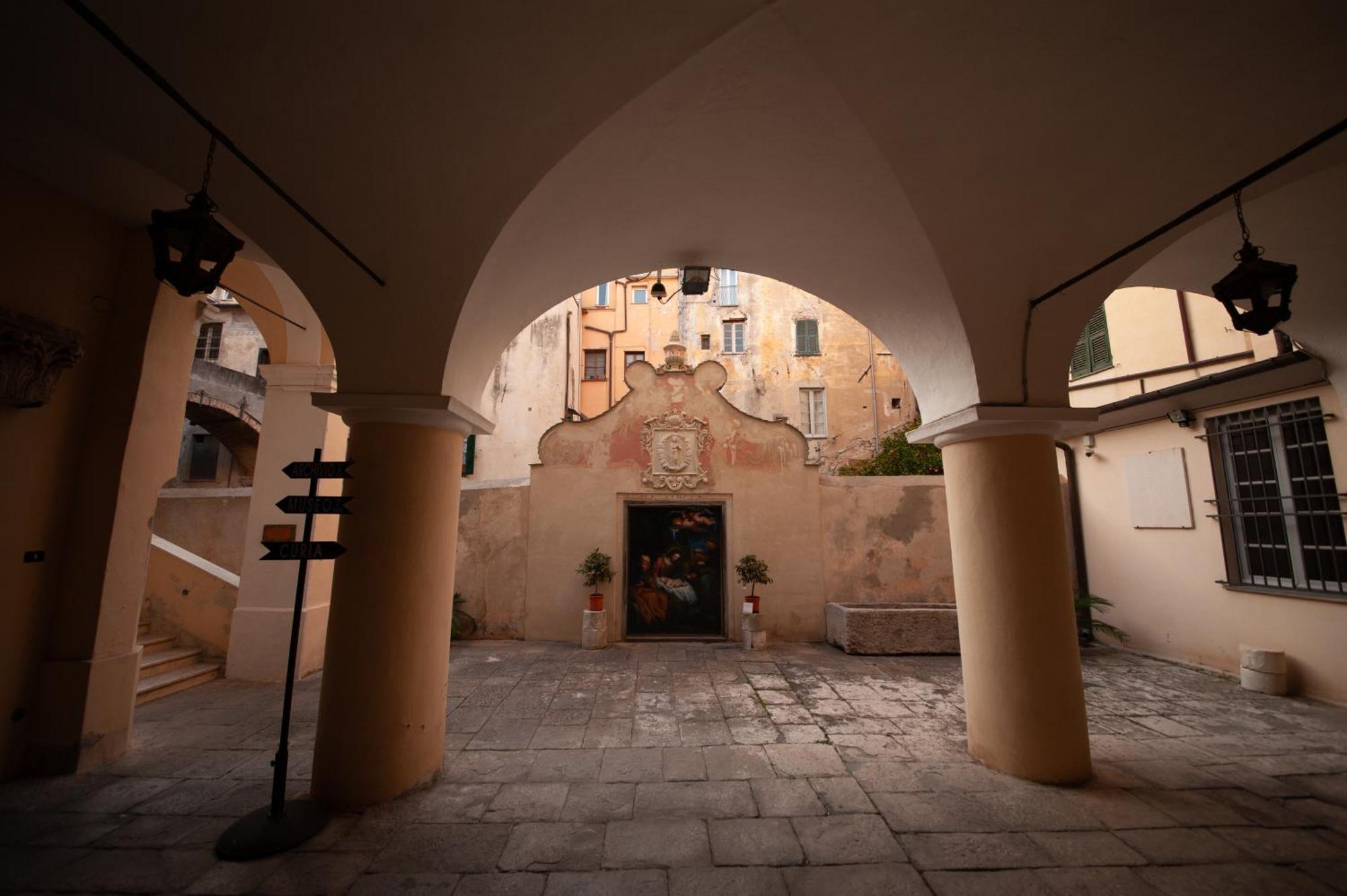 Ines Rivieraholiday Albenga Exterior foto
