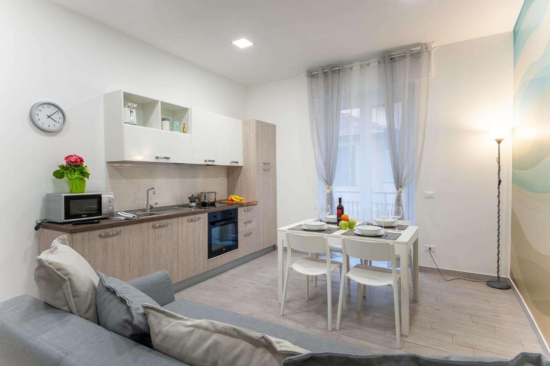 Ines Rivieraholiday Albenga Exterior foto